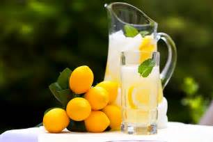 When life deals you lemons, make lemonade!